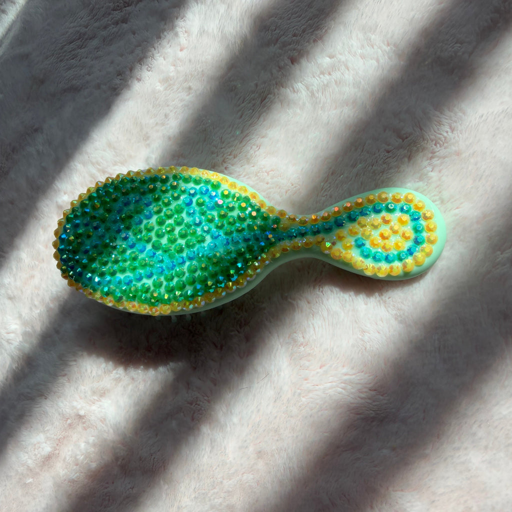 Pixie Glow Mini Brush - Green and yellow with a blue swirl💚💛 🩵