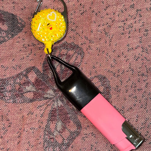 Clip-on Retractable Lighter Leach - Pompompurin